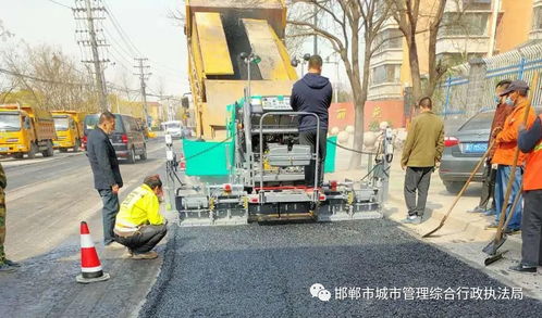 市政工程管理處引進先進機械設備助力市政養(yǎng)護事業(yè)創(chuàng)新發(fā)展